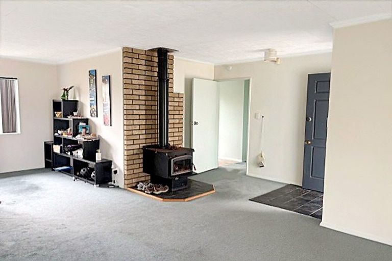 Photo of property in 129 Seabury Avenue, Foxton Beach, Foxton, 4815