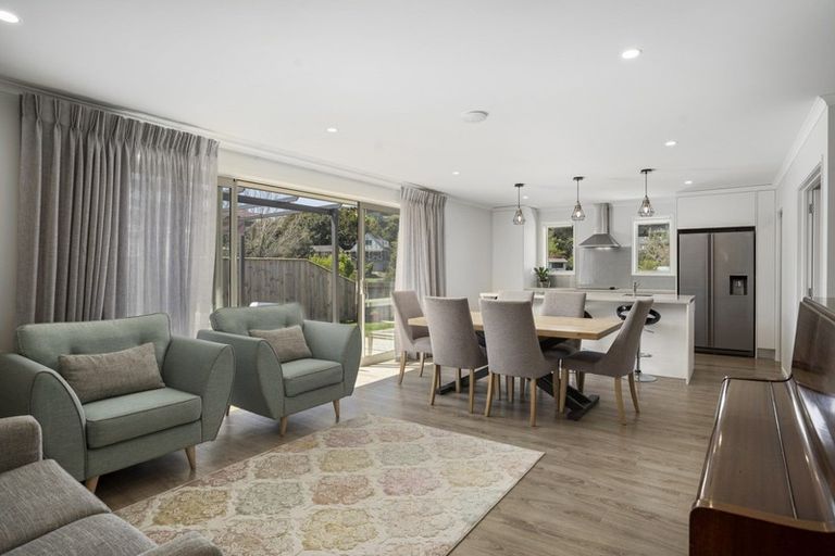 Photo of property in 93a Karamea Street, Whalers Gate, New Plymouth, 4310