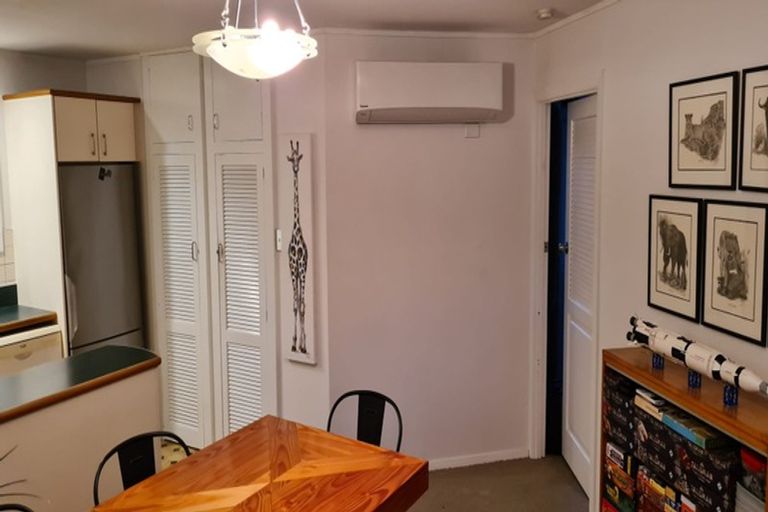 Photo of property in 29 Jenkins Avenue, Redwood, Christchurch, 8051