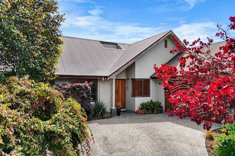 Photo of property in 11 Saint James Drive, Huntington, Hamilton, 3210