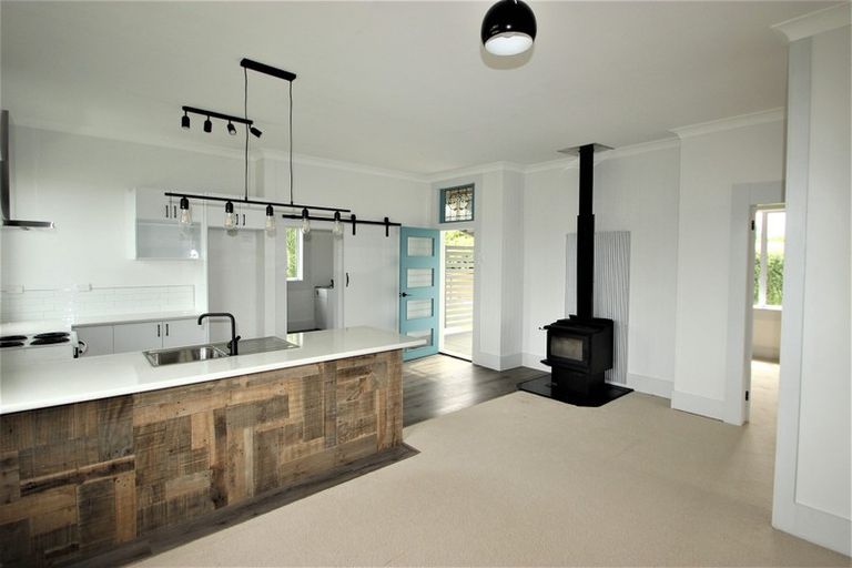 Photo of property in 37 Norfolk Street, Riversdale, 9776