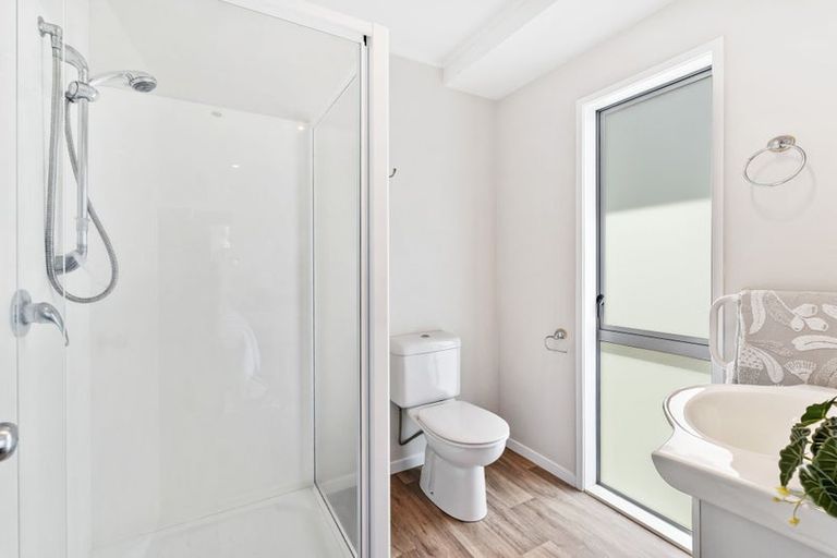 Photo of property in 15 Lowburn Avenue, Waipu, 0510