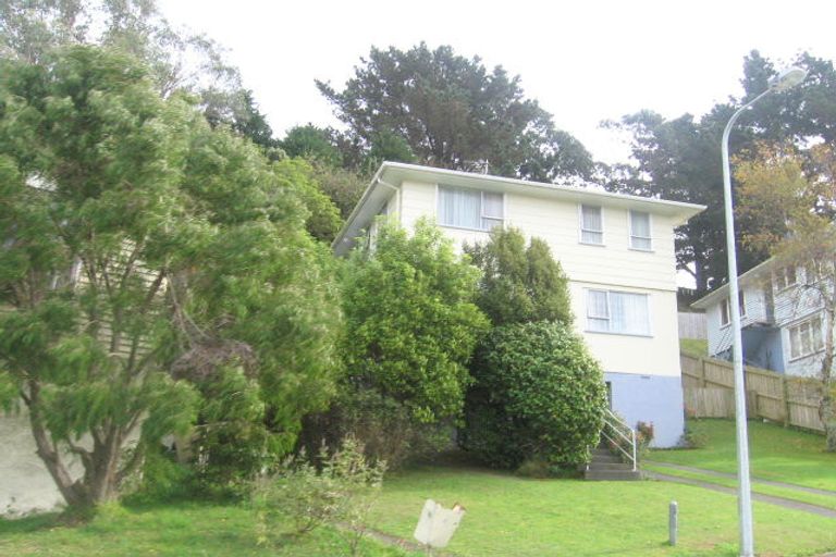 Photo of property in 11 Excellency Terrace, Ascot Park, Porirua, 5024