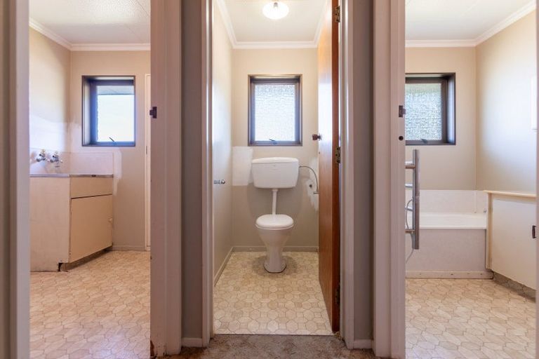 Photo of property in 27 Ranfurly Street, Dannevirke, 4930