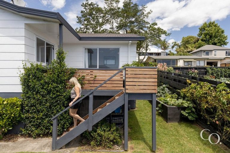 Photo of property in 132a Sutherland Road, Brookfield, Tauranga, 3110