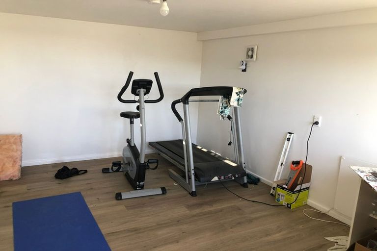 Photo of property in 79 Duthie Street, Karori, Wellington, 6012