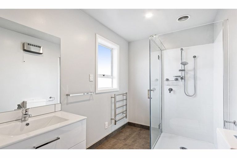 Photo of property in 515 Harewood Road, Harewood, Christchurch, 8051