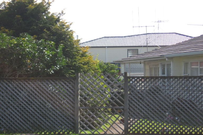Photo of property in 111b Ngatai Road, Otumoetai, Tauranga, 3110