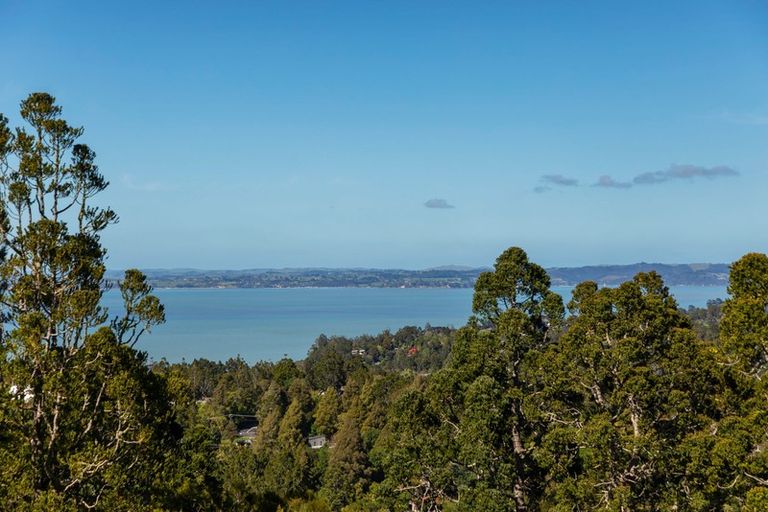 Photo of property in 47 Park Road, Titirangi, Auckland, 0604