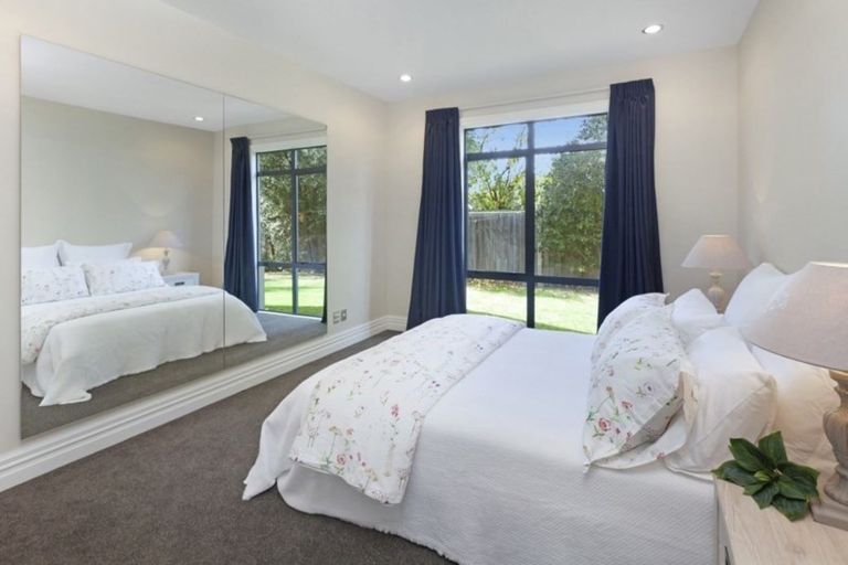 Photo of property in 5 Elmwood Road, Strowan, Christchurch, 8052