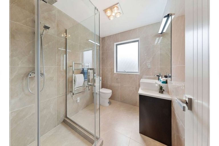 Photo of property in 29 Carrickdawson Drive, Flat Bush, Auckland, 2019