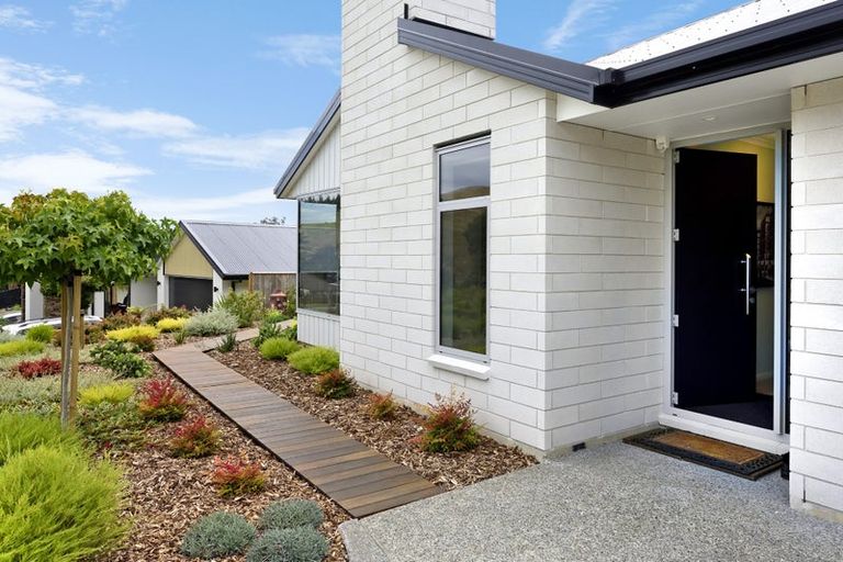 Photo of property in 71 Sunningdale Drive, Stoke, Nelson, 7011