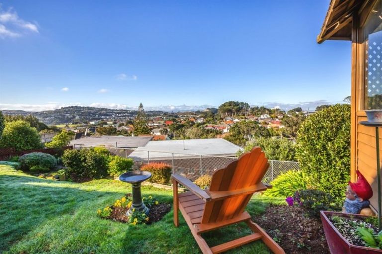 Photo of property in 33 Truscott Avenue, Johnsonville, Wellington, 6037