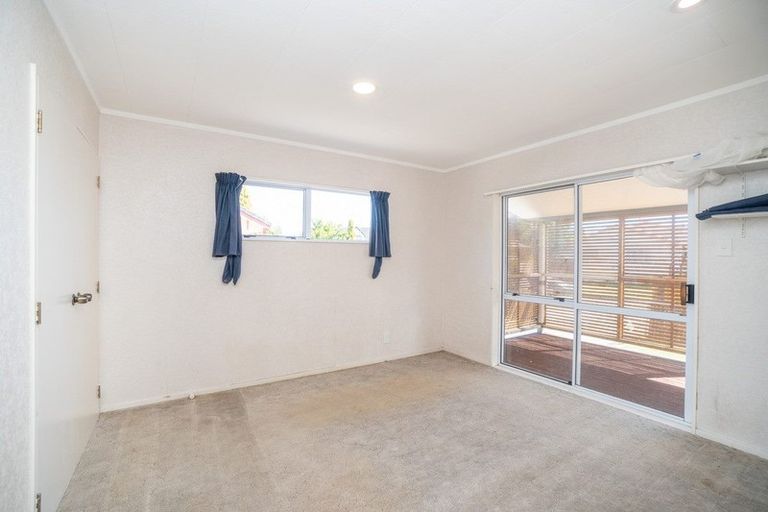 Photo of property in 15 Emmerdale Mews, Highbury, Palmerston North, 4412