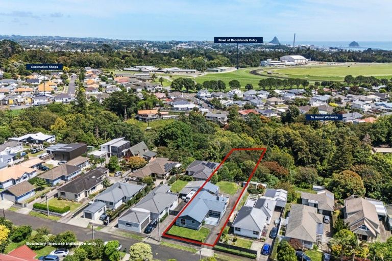 Photo of property in 17 Tainui Street, Welbourn, New Plymouth, 4312