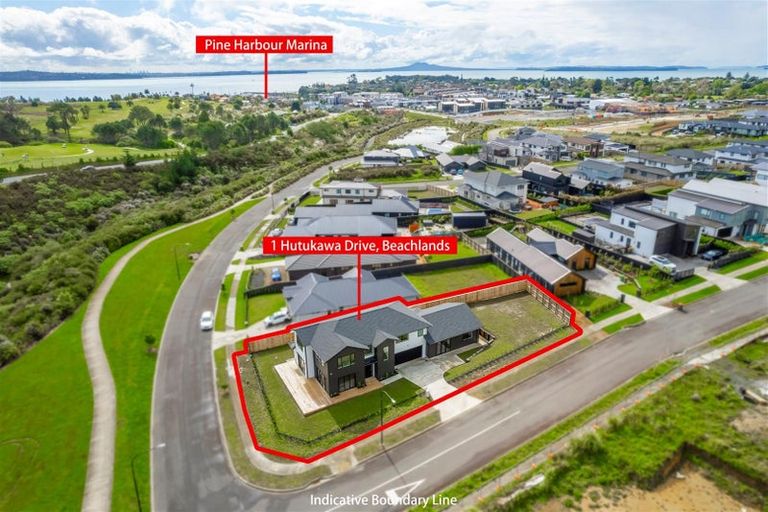 Photo of property in 1 Hutukawa Drive, Beachlands, Auckland, 2018
