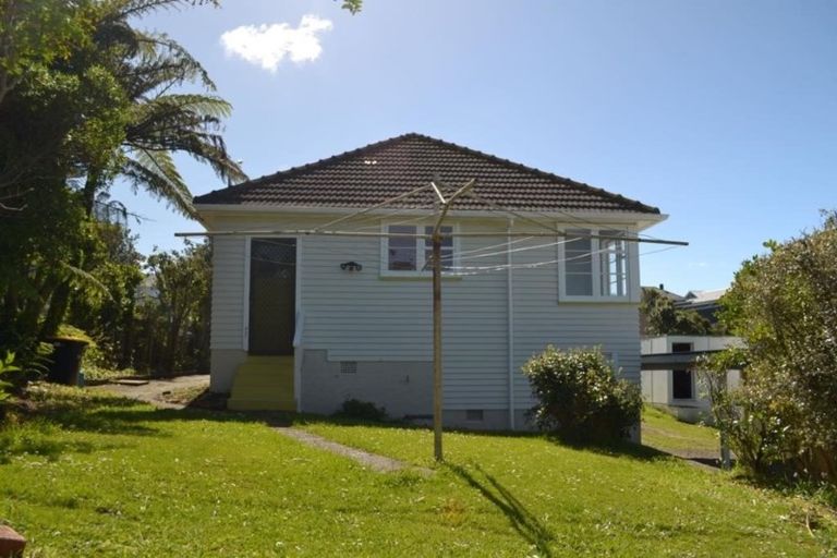 Photo of property in 119 Moorefield Road, Johnsonville, Wellington, 6037