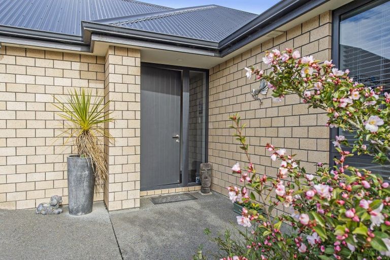 Photo of property in 24 Walter Place, Kirwee, Darfield, 7571