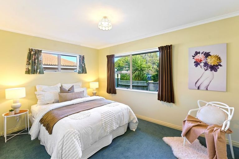 Photo of property in 5 Marewa Place, Waikanae Beach, Waikanae, 5036