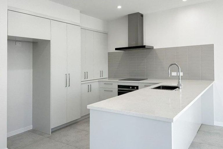 Photo of property in 17 George Yee Place, Taradale, Napier, 4112