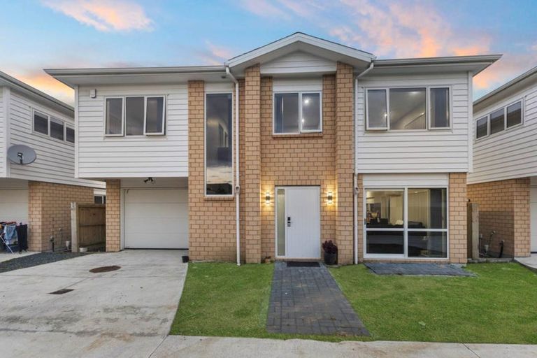 Photo of property in 58a Mckean Avenue, Manurewa, Auckland, 2102