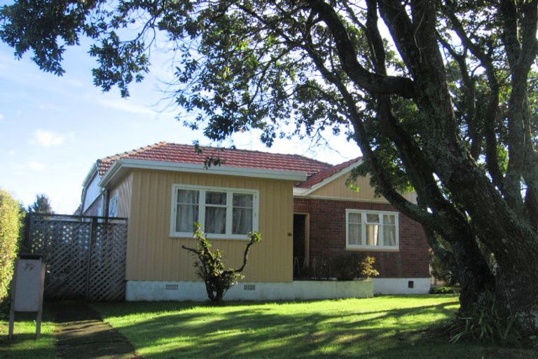 Photo of property in 79 Pohutukawa Street, Woburn, Lower Hutt, 5011