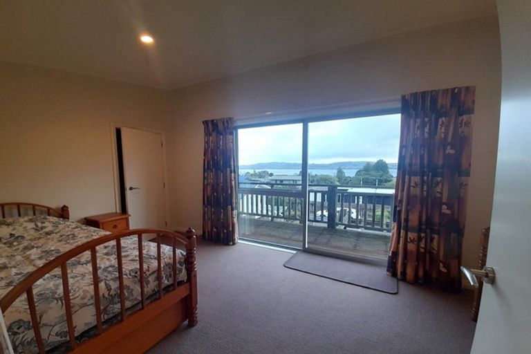 Photo of property in 7 Weka Road, Waipahihi, Taupo, 3330