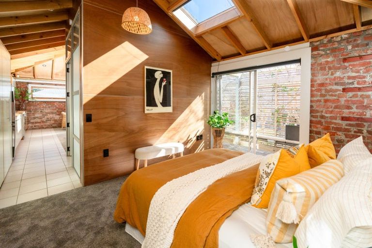 Photo of property in 1b Manley Terrace, Newtown, Wellington, 6021