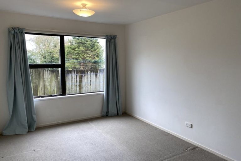 Photo of property in 4b Kathy Terrace, Stanmore Bay, Whangaparaoa, 0932