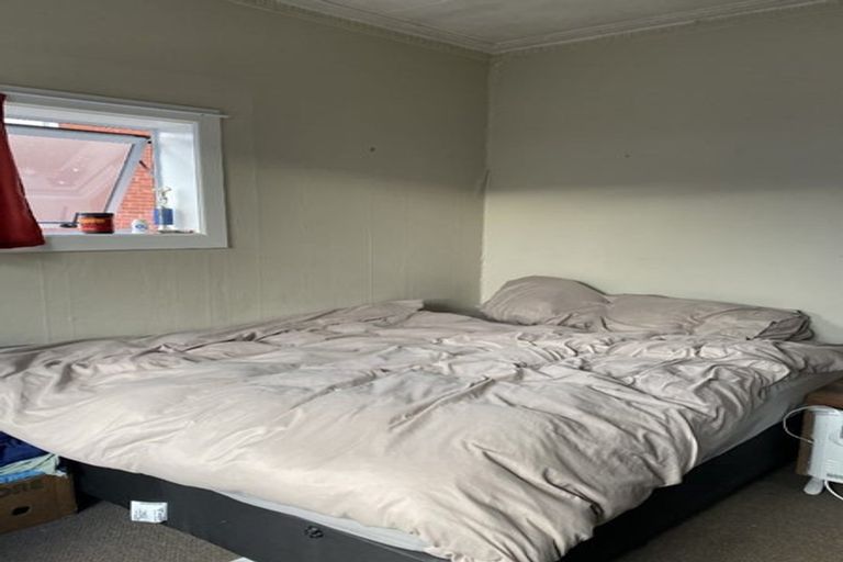 Photo of property in 8 Howe Street, North Dunedin, Dunedin, 9016