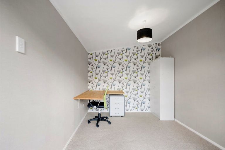 Photo of property in 43 Berkley Avenue, Hillcrest, Hamilton, 3216