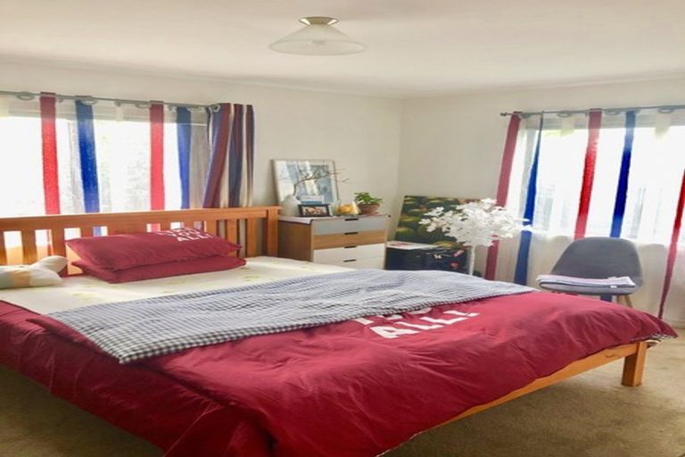 Photo of property in 2/122 Finlayson Avenue, Clendon Park, Auckland, 2103