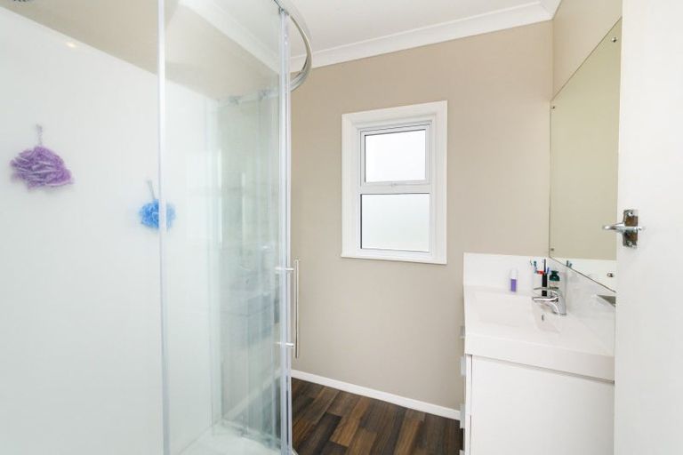 Photo of property in 42 Nottingham Avenue, Awapuni, Palmerston North, 4412