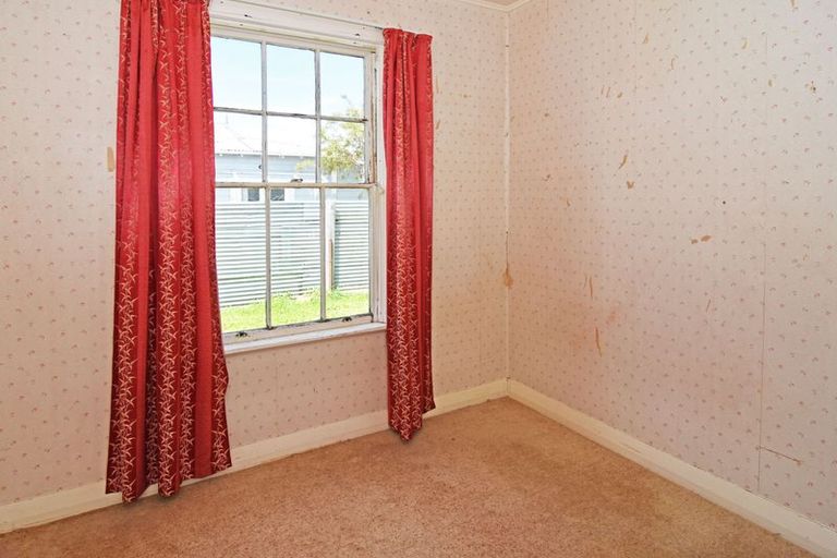 Photo of property in 49 Bentley Street, Masterton, 5810