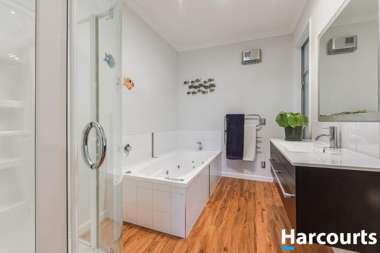 Photo of property in 69 Chaytor Road, Upper Moutere, 7173