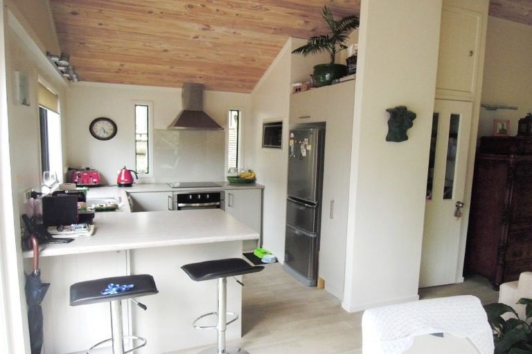 Photo of property in 85 Park Rise, Campbells Bay, Auckland, 0630