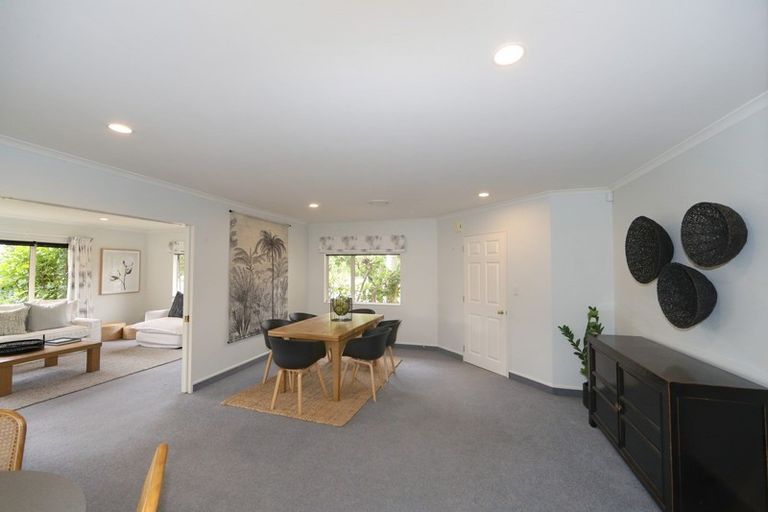 Photo of property in 2 Dules Walk, Taradale, Napier, 4112