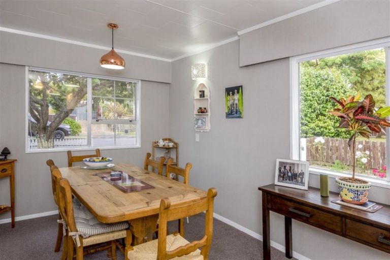 Photo of property in 8 Regal Street, Levin, 5510