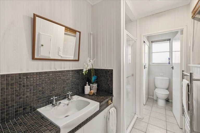 Photo of property in 13 Tirinui Crest Road, Otumoetai, Tauranga, 3110