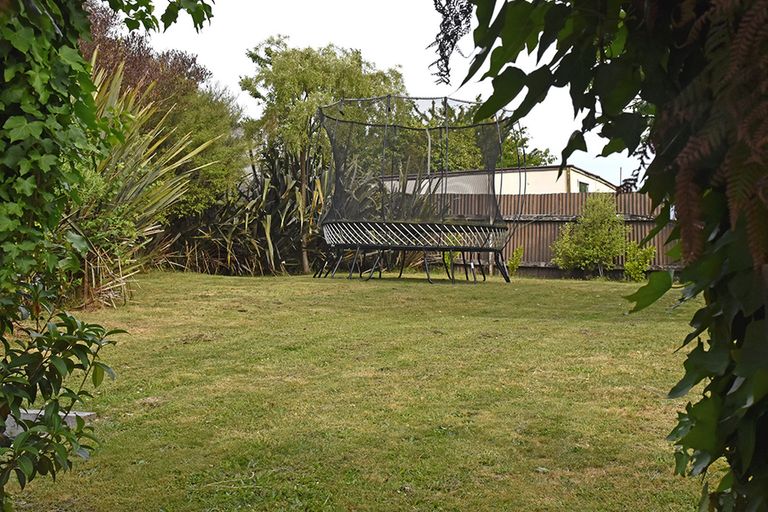Photo of property in 19 Waitahanui Avenue, Taupo, 3330