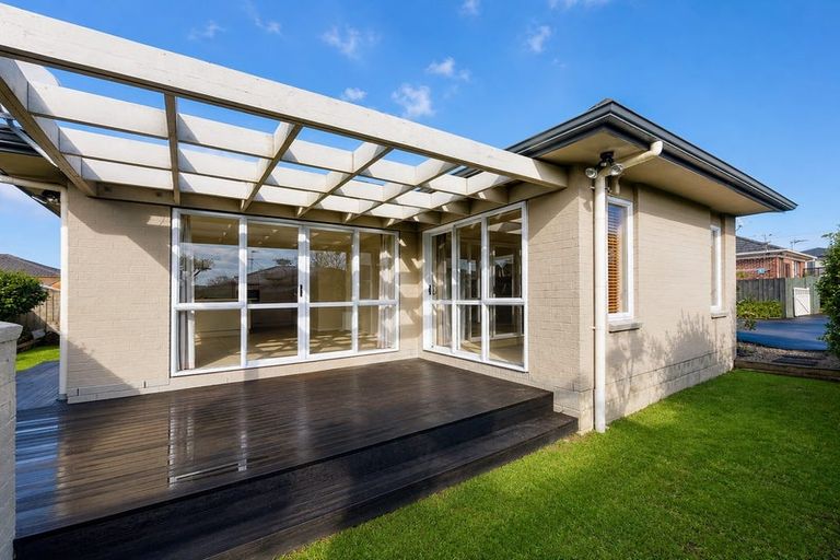 Photo of property in 55a Cambridge Terrace, Papatoetoe, Auckland, 2025