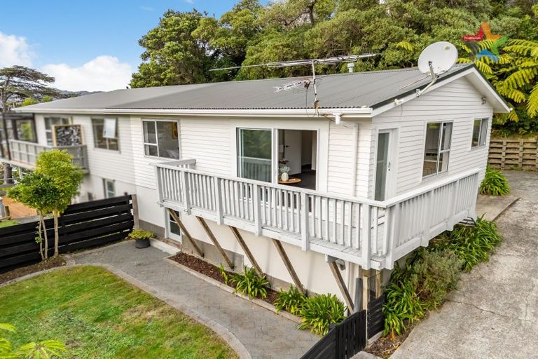 Photo of property in 100a Normandale Road, Normandale, Lower Hutt, 5010