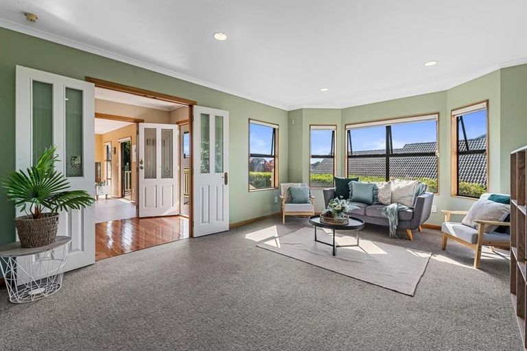 Photo of property in 43 Thelma Place, Lynmore, Rotorua, 3010