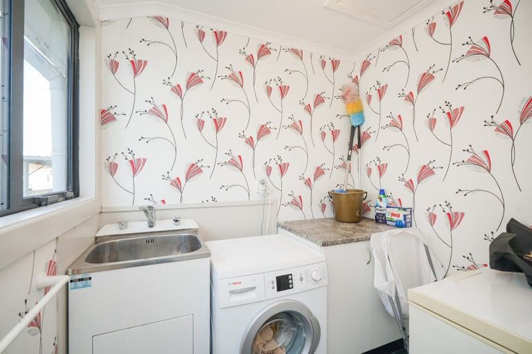 Photo of property in 71 Thornhill Street, Rockdale, Invercargill, 9812