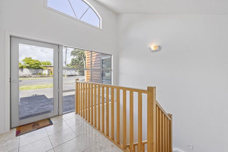 Photo of property in 15 Shortland Street, Lower Vogeltown, New Plymouth, 4310