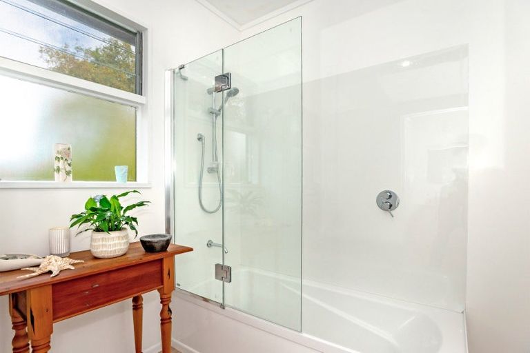 Photo of property in 53 Grant Road, Whataupoko, Gisborne, 4010