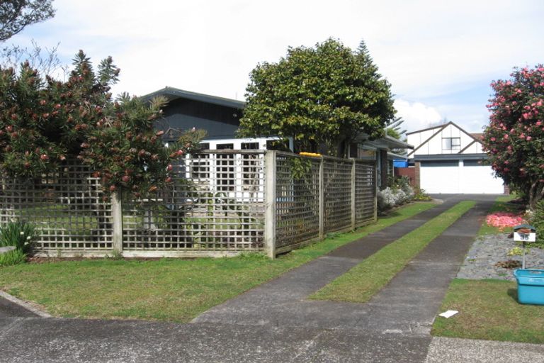 Photo of property in 35 Hanover Place, Pahurehure, Papakura, 2113
