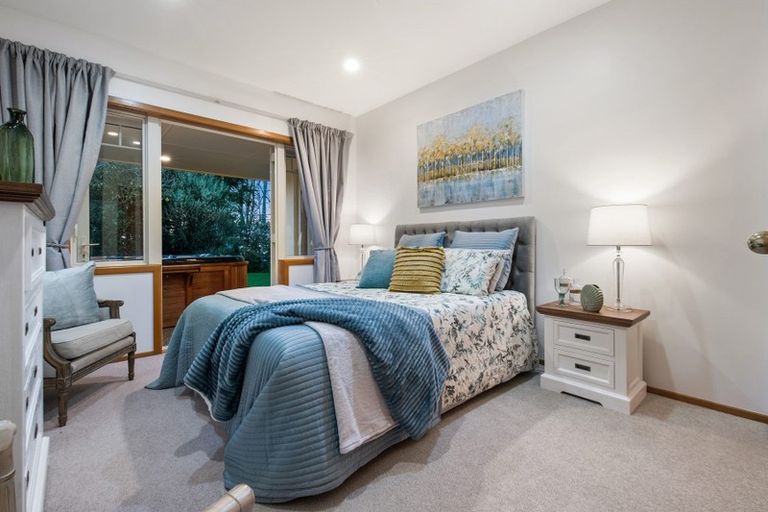 Photo of property in 82 Brownhill Road, Whitford, Manurewa, 2576