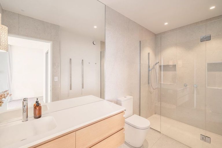 Photo of property in 83 Major Hornbrook Road, Mount Pleasant, Christchurch, 8081