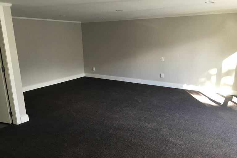 Photo of property in 17 Reeves Close, Fairview Downs, Hamilton, 3214